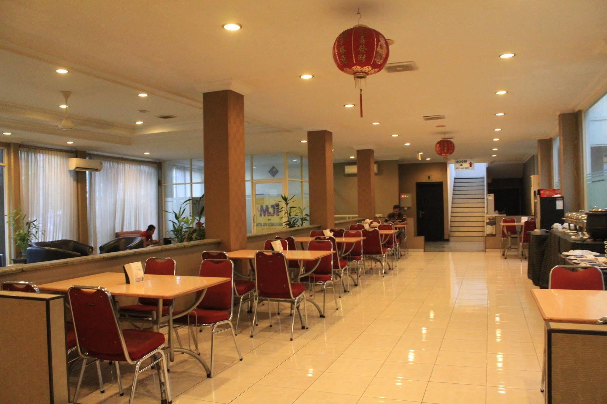 Hotel Sinar 3 Sedati Εξωτερικό φωτογραφία